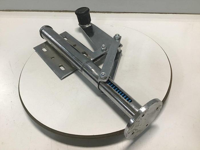 Used VESTIL Side Mounted Floor Lock FL-LK-SMR #113044