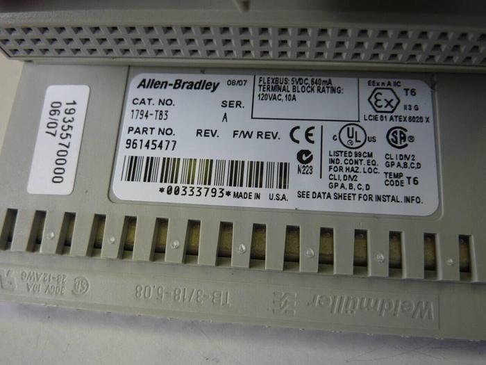 Used ALLEN BRADLEY I/O Module 1794-OB16 SER A #50501