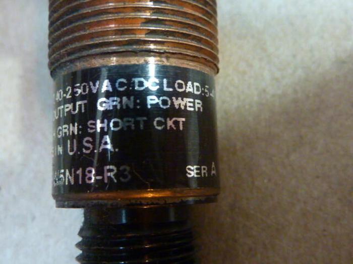 Used ALLEN BRADLEY Proximity Switch 871ZC-BW5N18-R3 SER A #29776