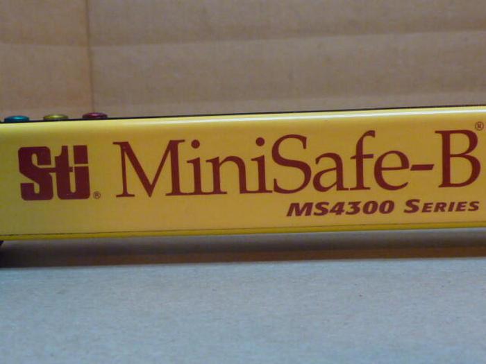 Used STI Light Curtain Transmitter MS4332BX #34699
