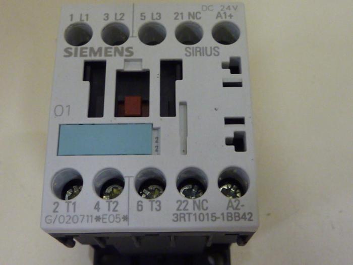 Used SIEMENS Contactor 3RT1015-1BB42 #85712