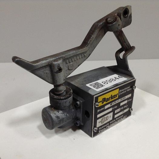 Used PARKER Directional Control Valve D3ML4B10X4384 #89844