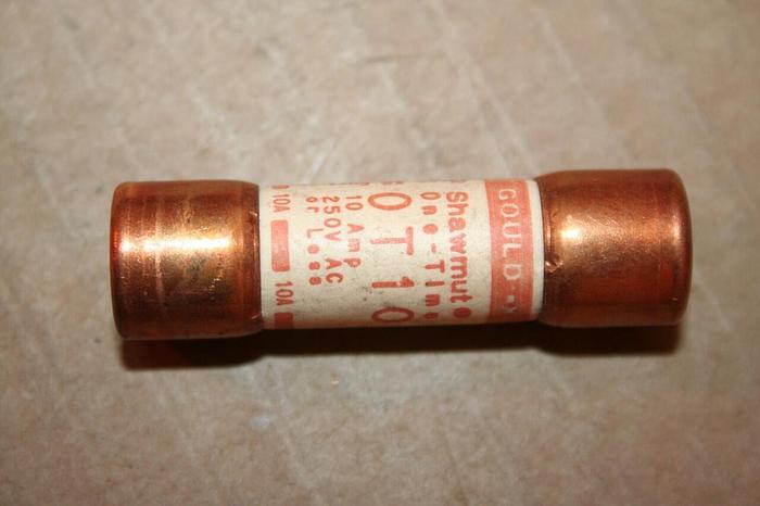 Used GOULD / SHAWMUT 10 Amp Fuse OT10 Used