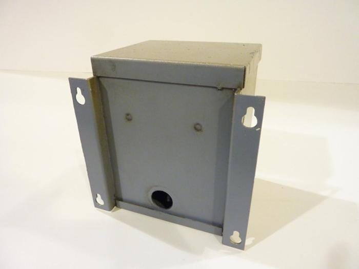 Used SQUARE D 0.500 kVA Dry Type Transformer 500SV1B #41739