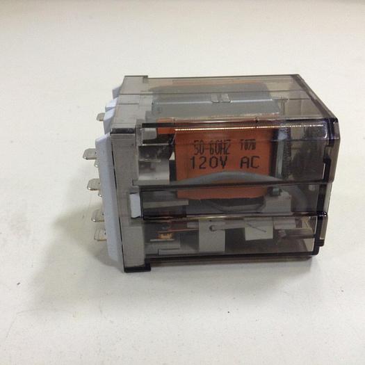 Used ALLEN BRADLEY Relay 700-HB33A1 SER D #76357