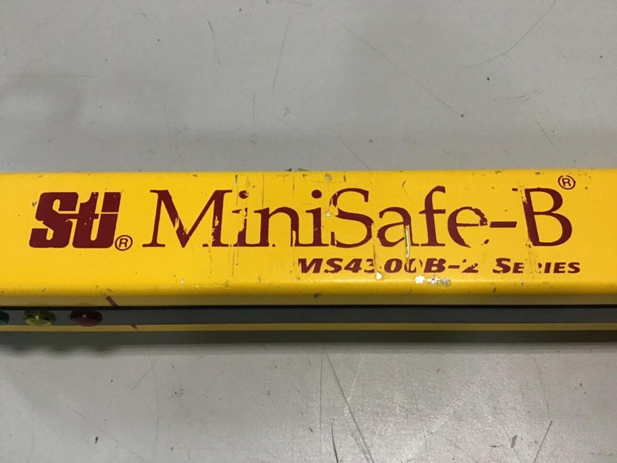 Used STI Light Curtain Transmitter MS4336B-2 USED