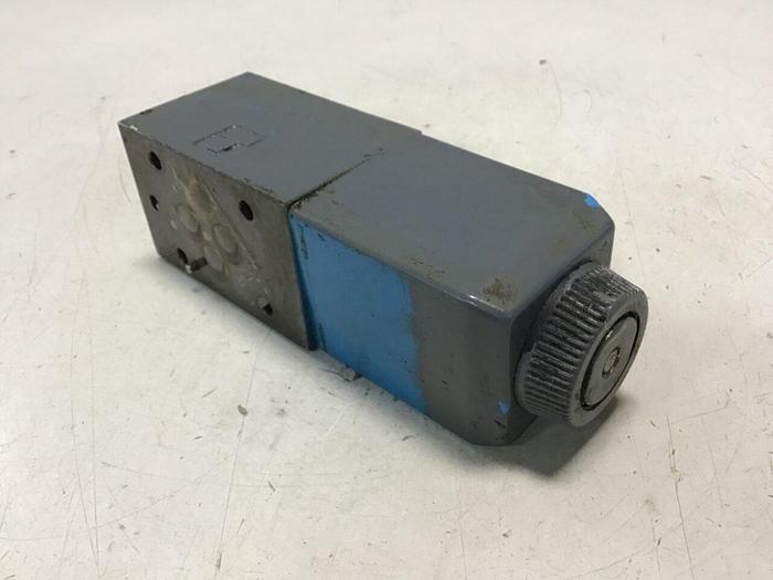 Used VICKERS Directional Hydraulic Valve DG4V322AMUHL760 Used