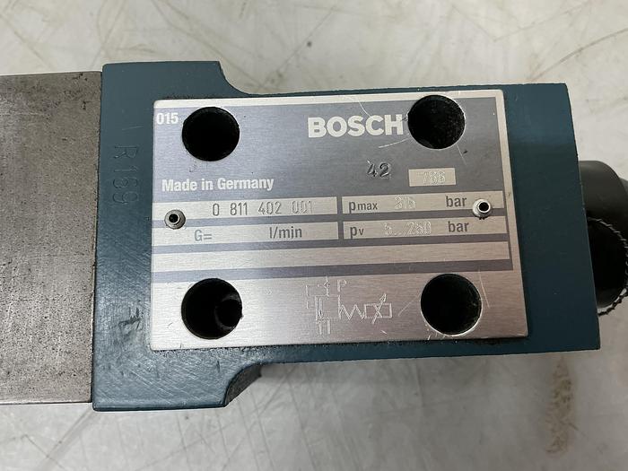Used BOSCH 0 811 402 001