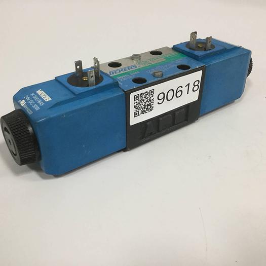 Used VICKERS Valve DG4V3S82CVMUH560 Used