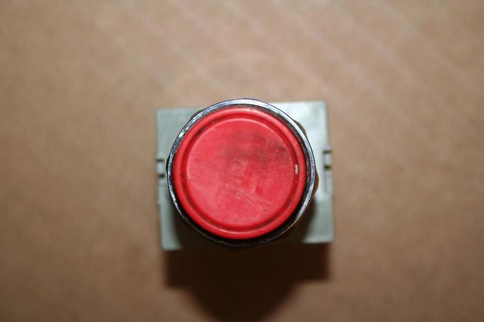 Used IDEC Push Button ABW RED Used