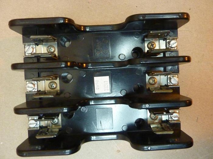 Used GOULD 30 Amp Fuse Holder 60328 #38240