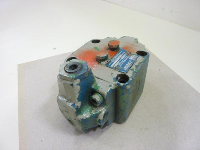 Used VICKERS Reducing Valve XG063F21 #44569