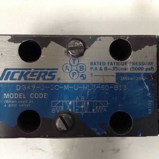 Used VICKERS Valve DG4V-3-6C-M-U-HL7-60-B13 Used