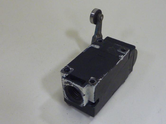 Used SQUARE D Limit Switch 9007-AEQ2545 #62745