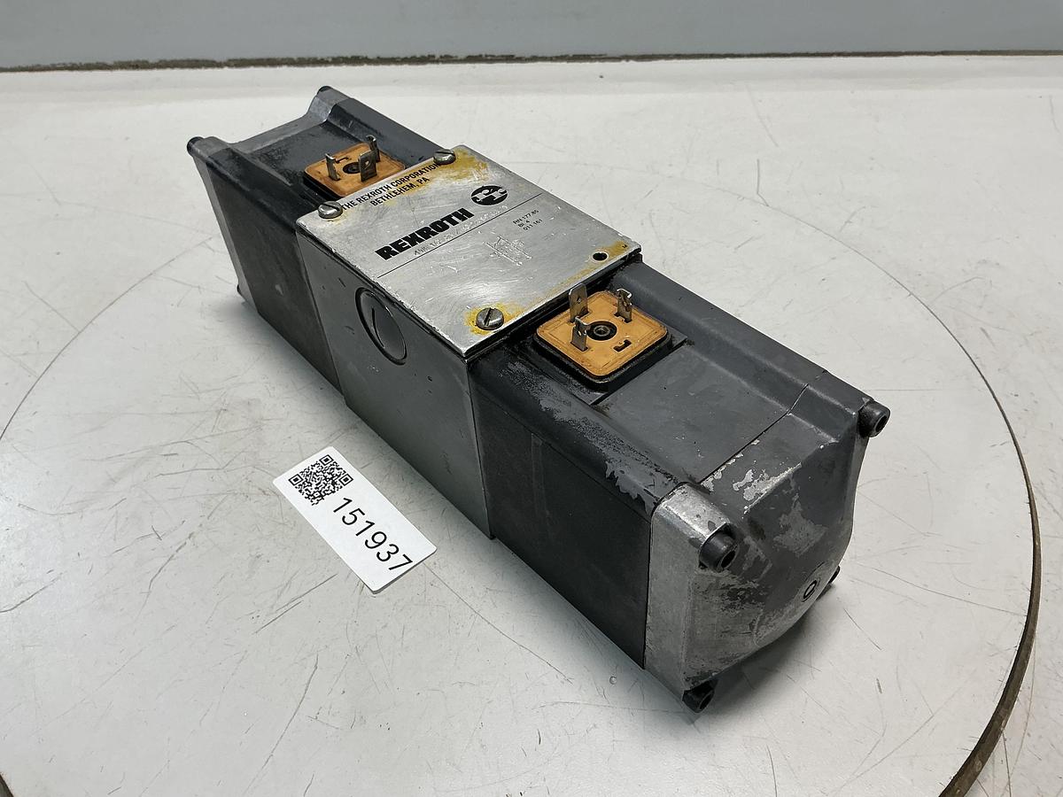 Used REXROTH 4WE10E21/AG24N9K4/V VALVE USED #151937