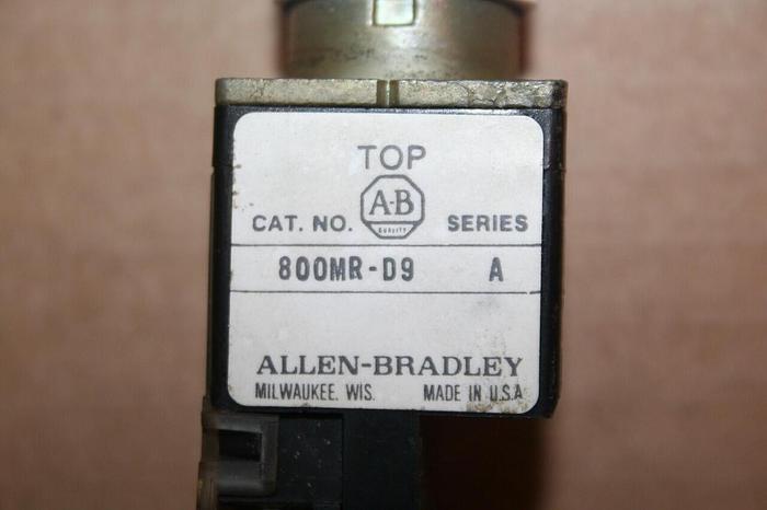 Used ALLEN BRADLEY Push Button 800MR-D9 GREEN #18434