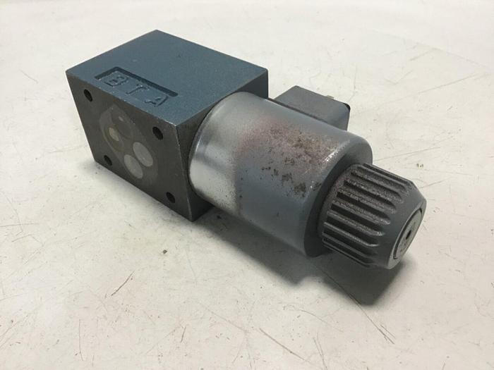 Used BOSCH Directional Valve 0 810 091 227 #142088