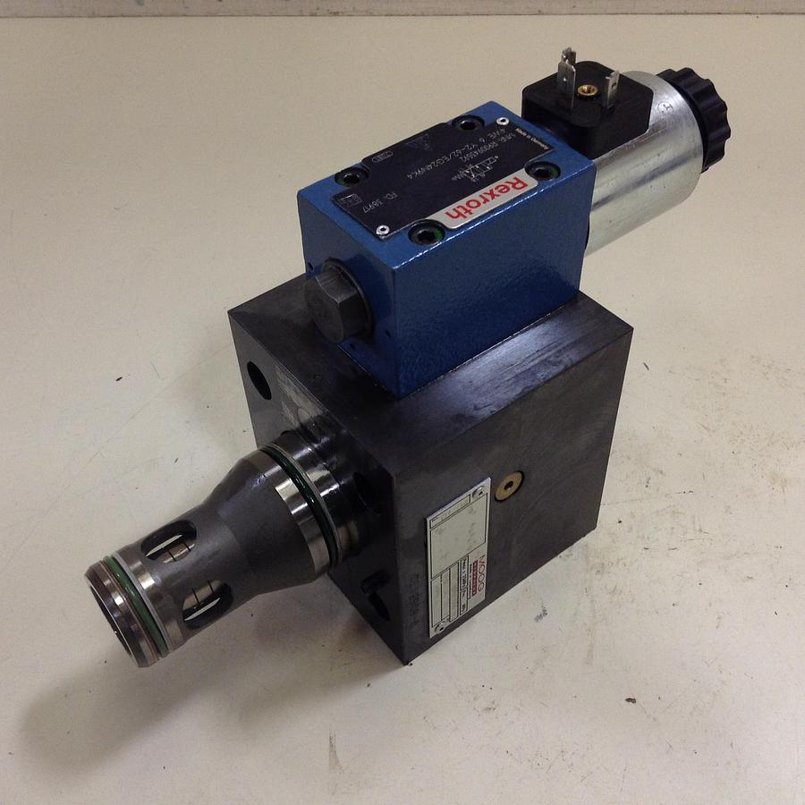 Used MOOG Valve CCE25A6RH1X06A12 Used