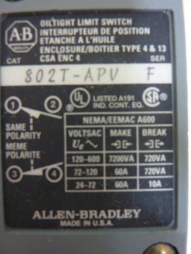 Used ALLEN BRADLEY Oiltight Limit Switch 802T-APV SER F USED #59630