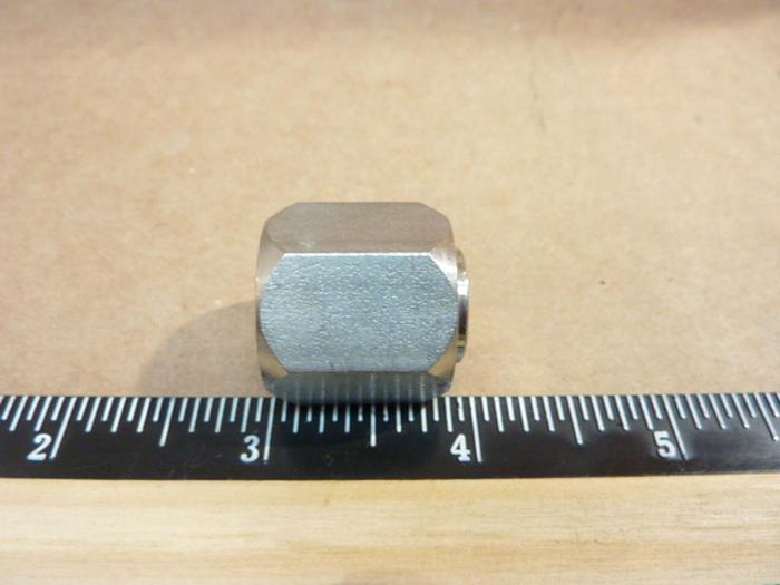 Used GENERIC JIC Cap Stainless Steel SS-304C-08 #40765 DNL SCRAPPED