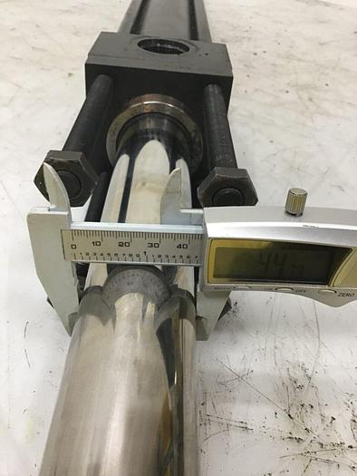 Used HYDRO LINE Traverse Cylinder N5M-2.5X30.91 #136607