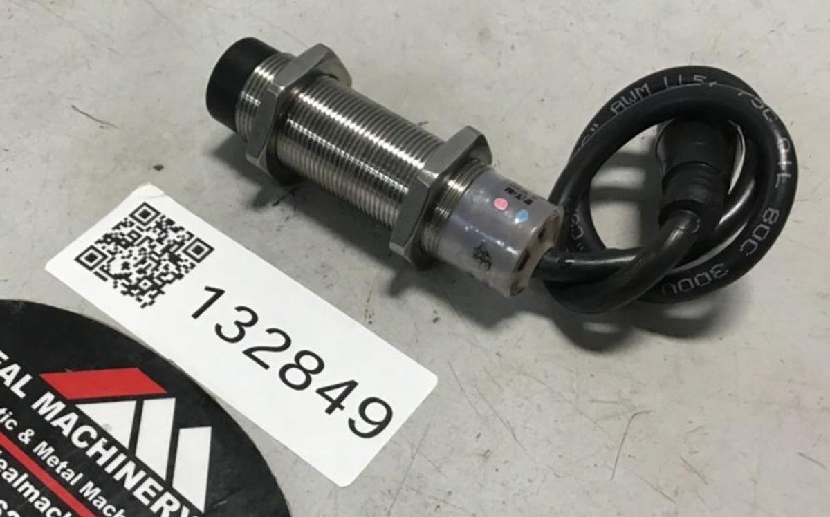 Used EATON CORP Proximity Switch 667LAL18T111EP USED