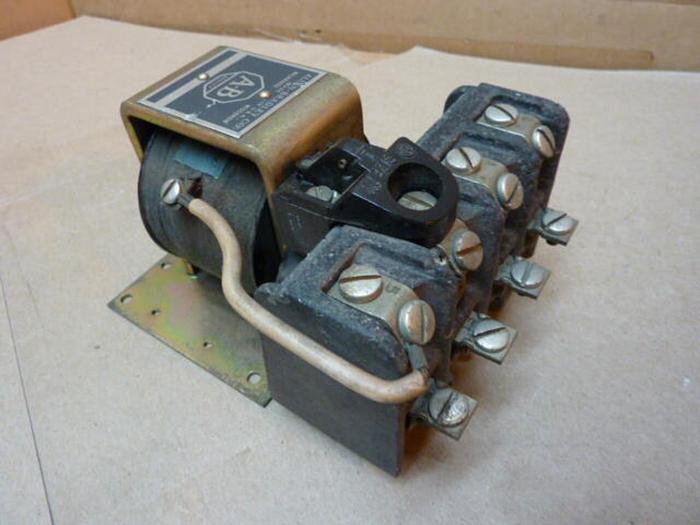 Used ALLEN BRADLEY Motor Control 205-BOH SER C #29508