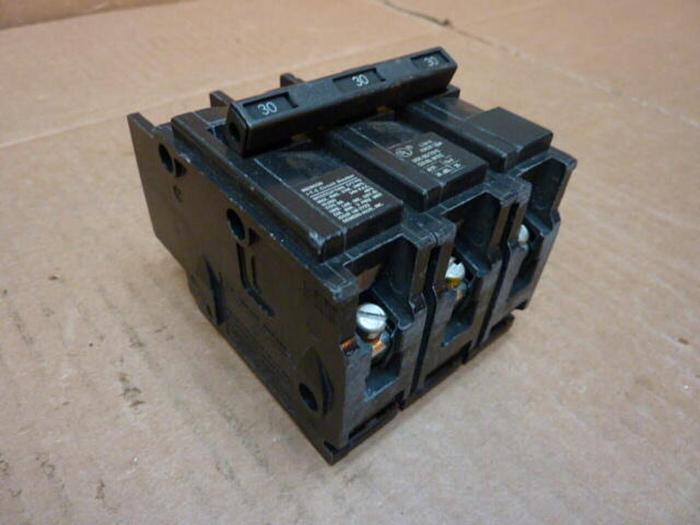 Used GOULD 30 Amp Circuit Breaker BQ3B030 #27031