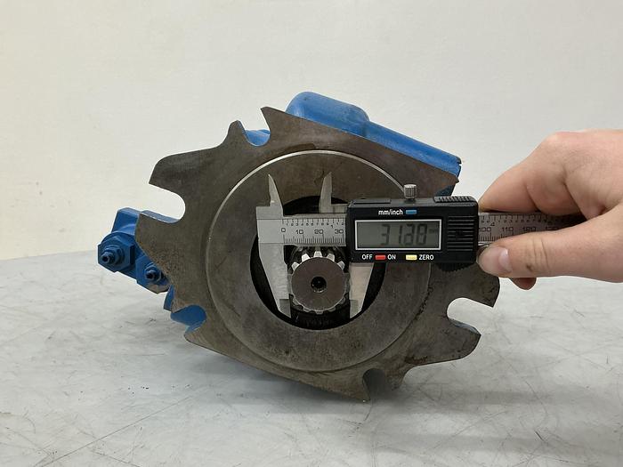 Used VICKERS PVH57-QIC-LF-2S-10-C25V-31-027