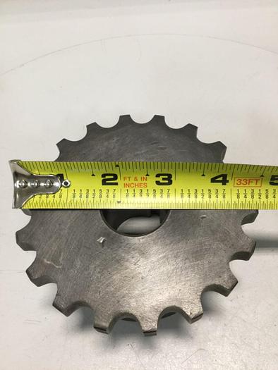 Used MARTIN Coupling Half 6018 1 1/4 #110878