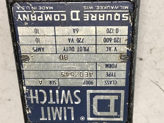 Used SQUARE D Limit Switch 9007-AEQ2545 #122140