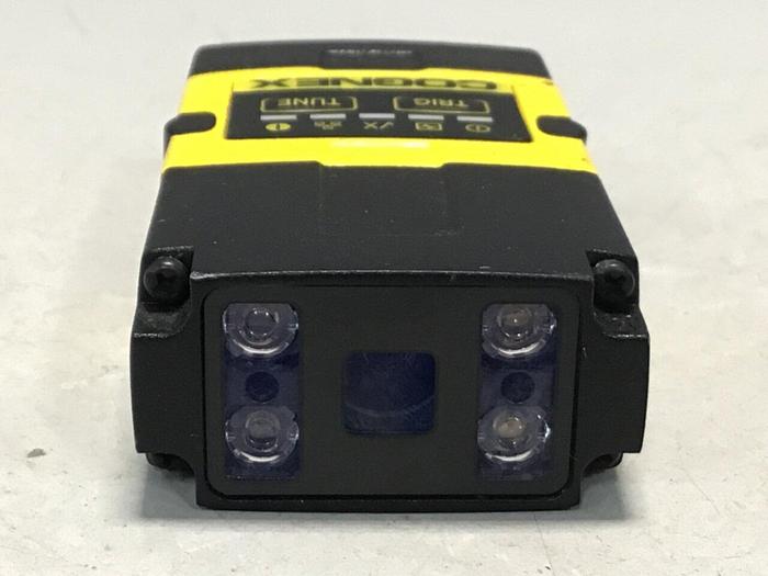 Used COGNEX Sensor 1S2000M-130-40-L18 Used