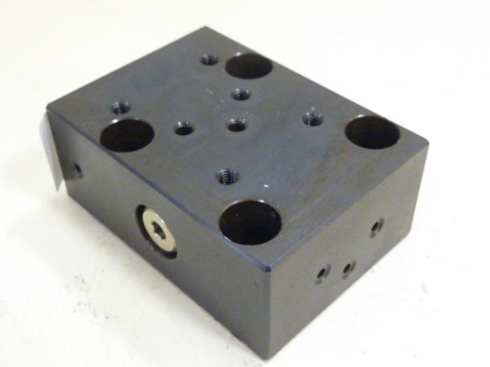 Used BATTENFELD Check Valve CCE30C16DB0X06/C06 X08 #54166