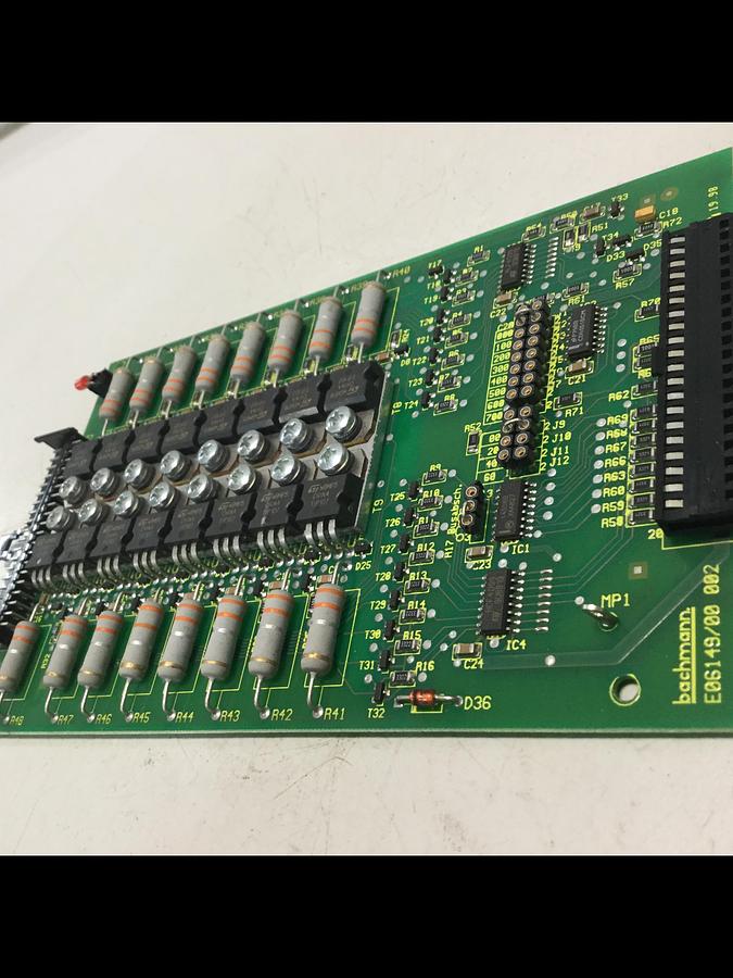 Used BACHMANN ELECTRONIC Output Card CA16/P2.5S E06149/00 002 USED