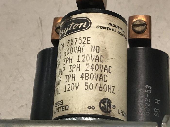 Used DAYTON Contactor Relay 3X752E #129416