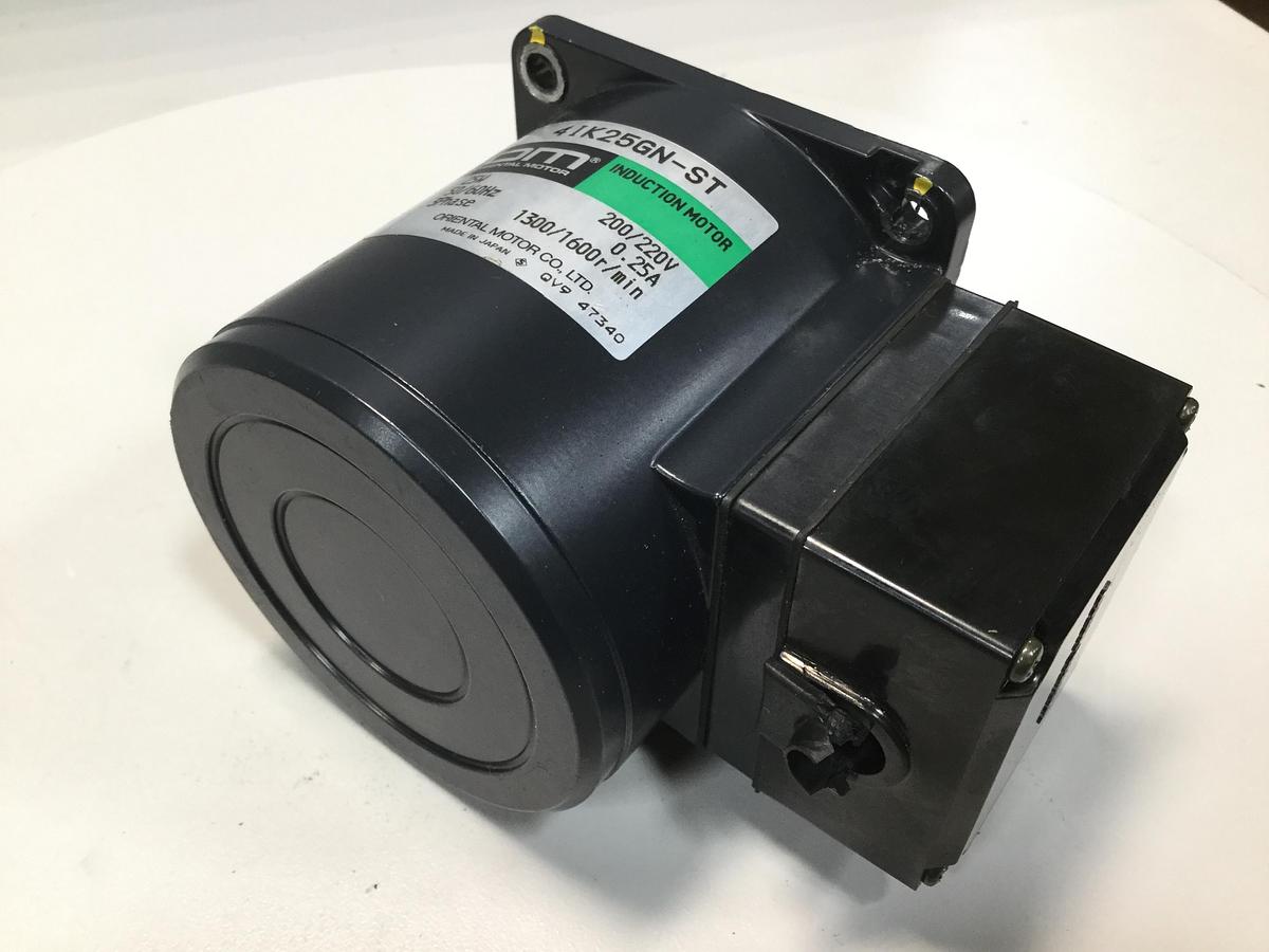 Used ORIENTAL MOTOR Induction Motor 4IK25GN-ST USED