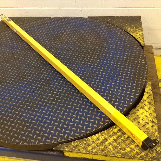 Used STI Light Curtain Transmitter MS46-30-1570-Q2-X Used