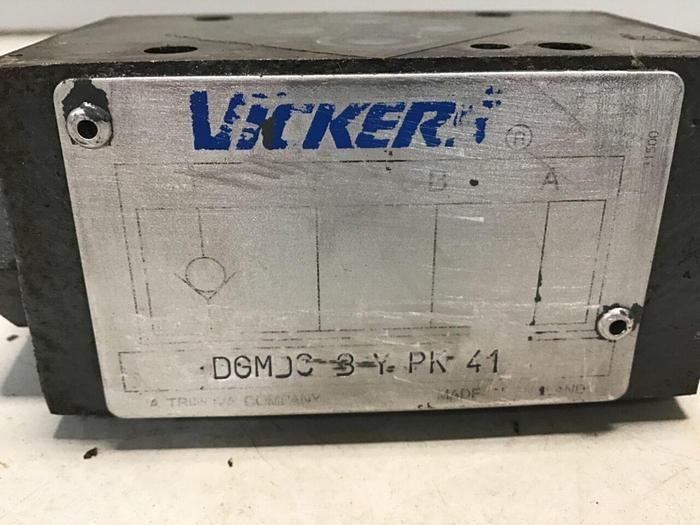 Used VICKERS Check Valve DGMDC 3 Y PK 41 #142178