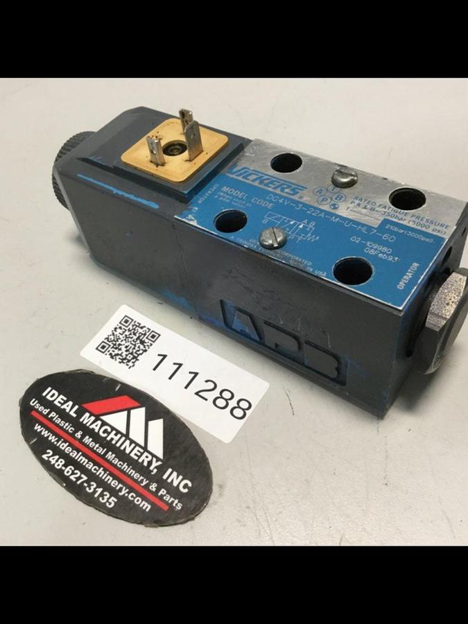 Used VICKERS Directional Hydraulic Valve DG4V322AMUHL760 Used