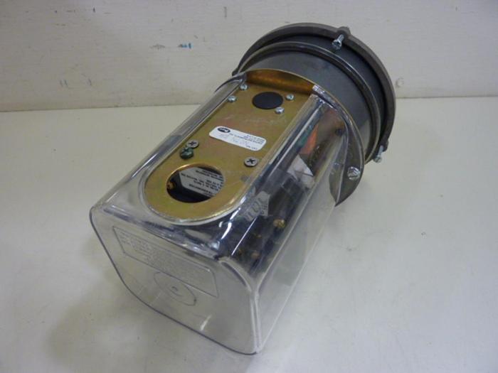 Used DWYER Gauge Transmitter N07N #53746