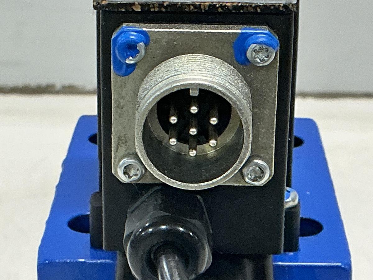 Used REXROTH R900927233