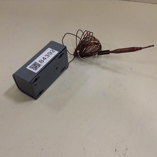 Used JOHNSON CONTROLS Temperature Controller A19AAC-9 #84392