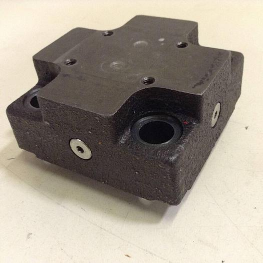 Used VICKERS Valve CVCS25D1S210S19 #88269