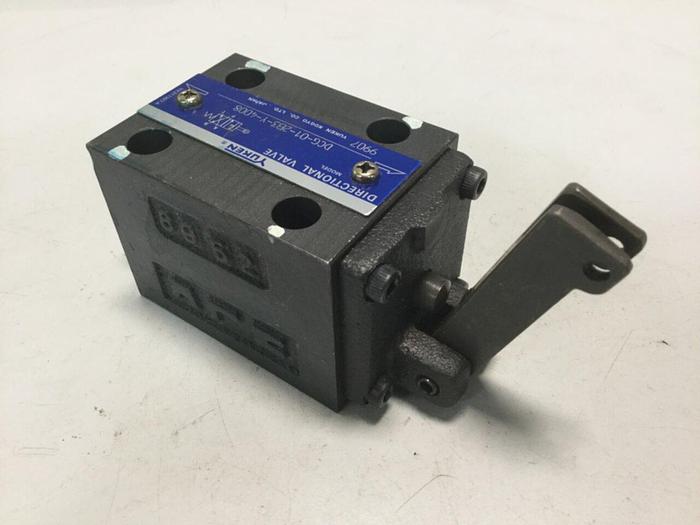 Used YUKEN Directional Valve DCG-01-2B3-Y-4008 USED