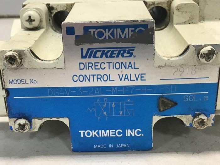 Used VICKERS Tokimec Directional Control Valve DG4V-3-2AL-M-P7-H-7-50 #142014