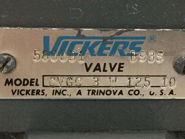 Used VICKERS Valves DG4V-3-2AL-M-U-HL7-60 #111260