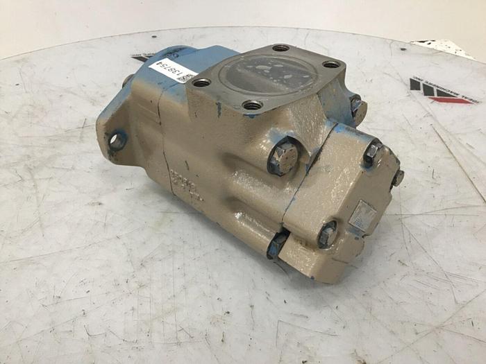 Used VICKERS Pump 3520V38E8 #138754