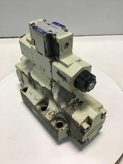 Used YUKEN Valve DSHG-06-3C12-ET-D24-5179 #144630
