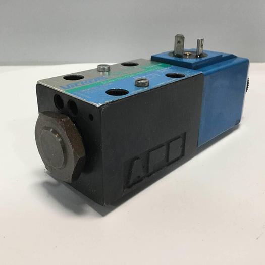 Used VICKERS Directional Valve DG4V-3S-22AL-M-U-H5-60 #91524