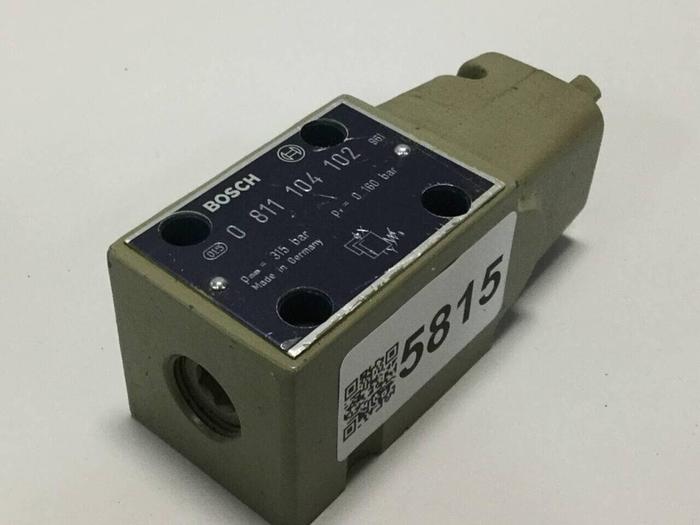Used BOSCH Valve 0 811 104 102 #5815
